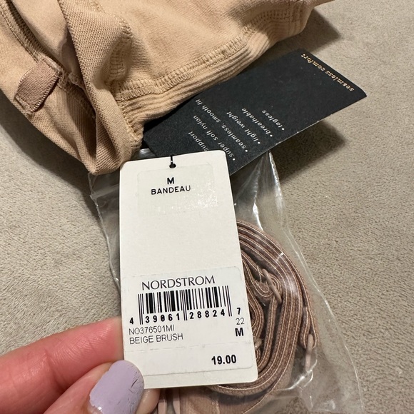 NWT- Halogen Nude Bandeau with removable straps - Picture 4 of 5